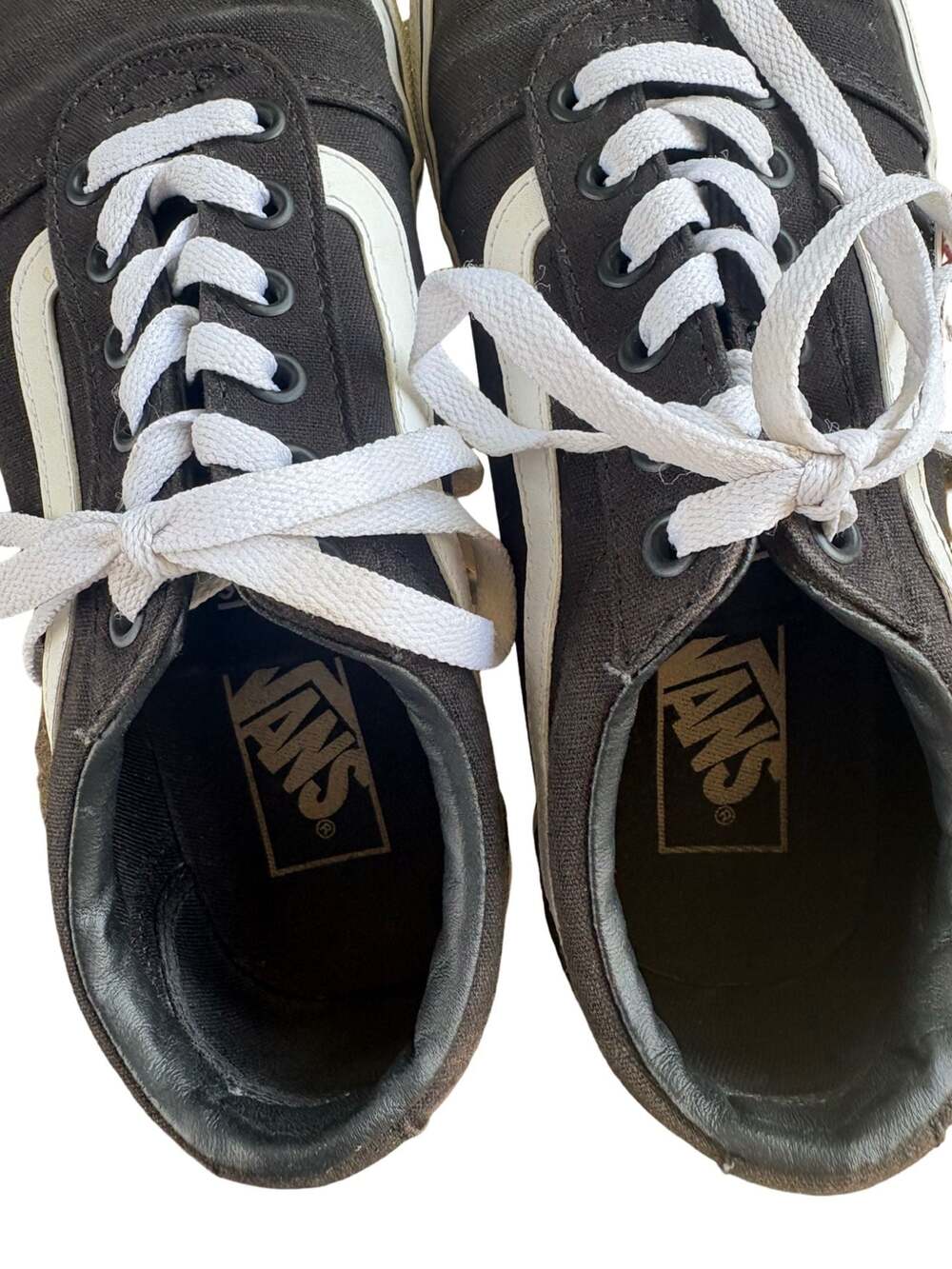 Vans Ward Low Top Sneakers Womens Black White Size 8 - Picture 3 of 7